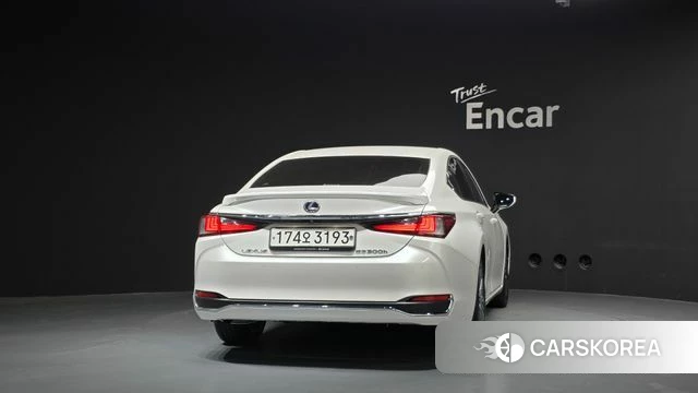 Lexus ES300h 7th generation id 4967141 из Кореи 14