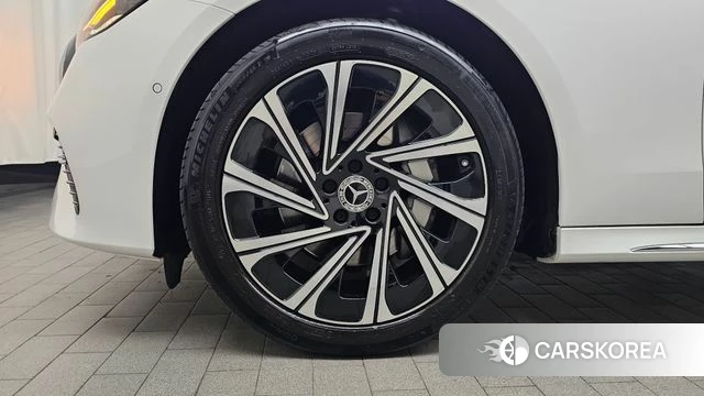 Mercedes-Benz E-Class W214 id 5045854 из Кореи 26