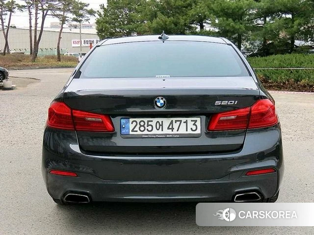 BMW 5 Series (G30) id 4982460 из Кореи 14