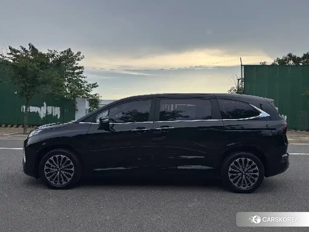 Hyundai Custo 2025 Черный из Китая, фото 4
