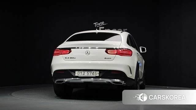 Mercedes-Benz GLE - Class W166 id 5024131 из Кореи 29