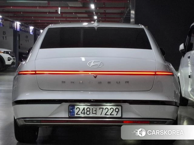 Hyundai Grandeur Hybrid (GN7) id 4974891 из Кореи 14