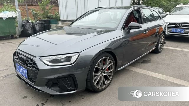 Audi S4 2023 Темно-серый из Китая, фото 4