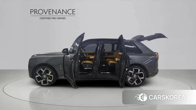 Rolls-Royce Cullinan id 5000571 из Кореи 12