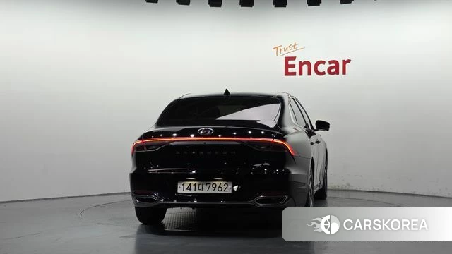 Hyundai The New Grandeur IG Hybrid id 5002725 из Кореи 28