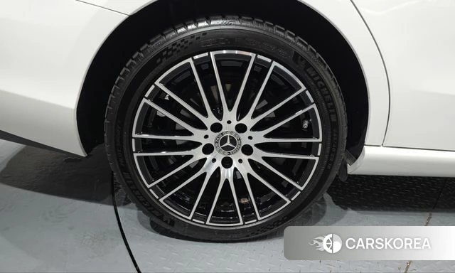 Mercedes-Benz C-Class W206 id 4990446 из Кореи 24