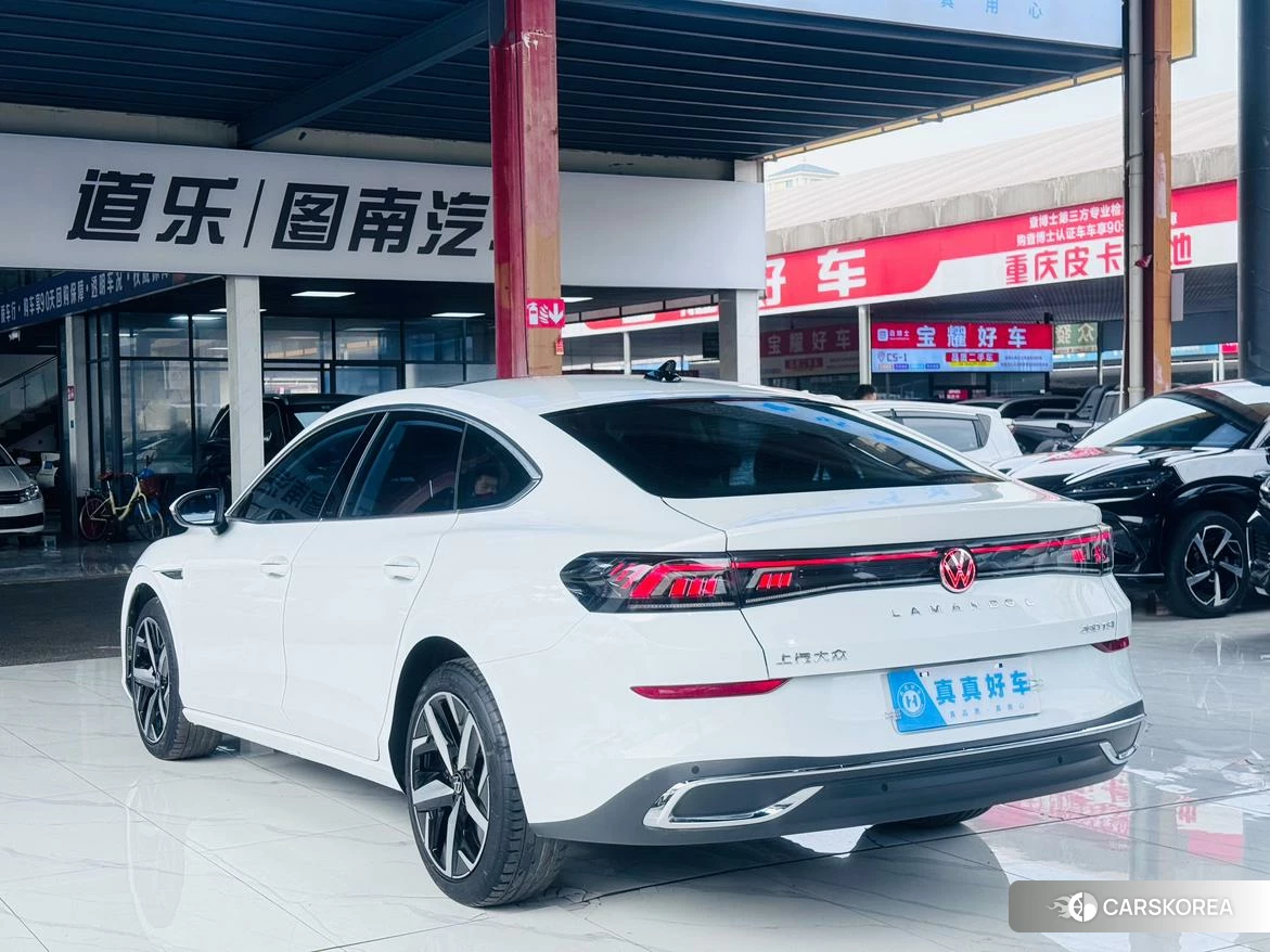 Volkswagen Lamando 2023 Белый из Китая, фото 4