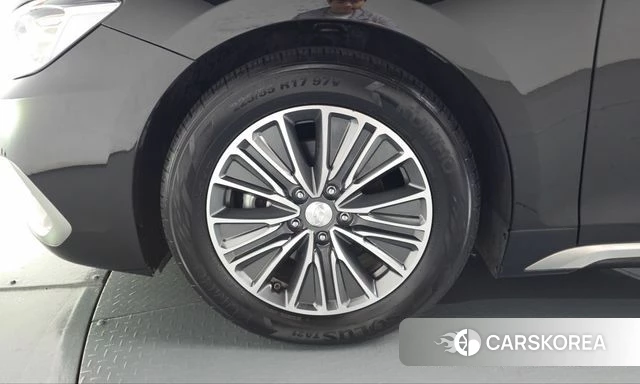 Hyundai Grandeur IG Hybrid id 5013929 из Кореи 29