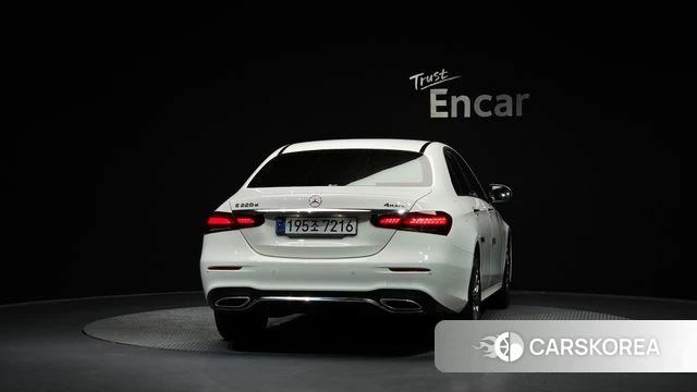 Mercedes-Benz E-Class W213 id 4976577 из Кореи 26