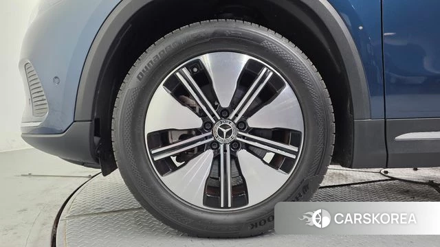Mercedes-Benz EQA H243 id 5040935 из Кореи 25