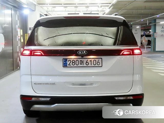 Kia Carnival 4th generation 2021 Белый из Кореи, фото 4