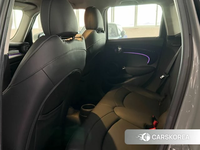 Mini Cooper 2022 Серебристо-серый из Кореи, фото 4
