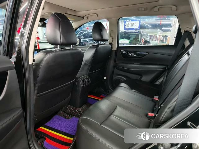Nissan X-Trail 2021 Черный из Китая, фото 4