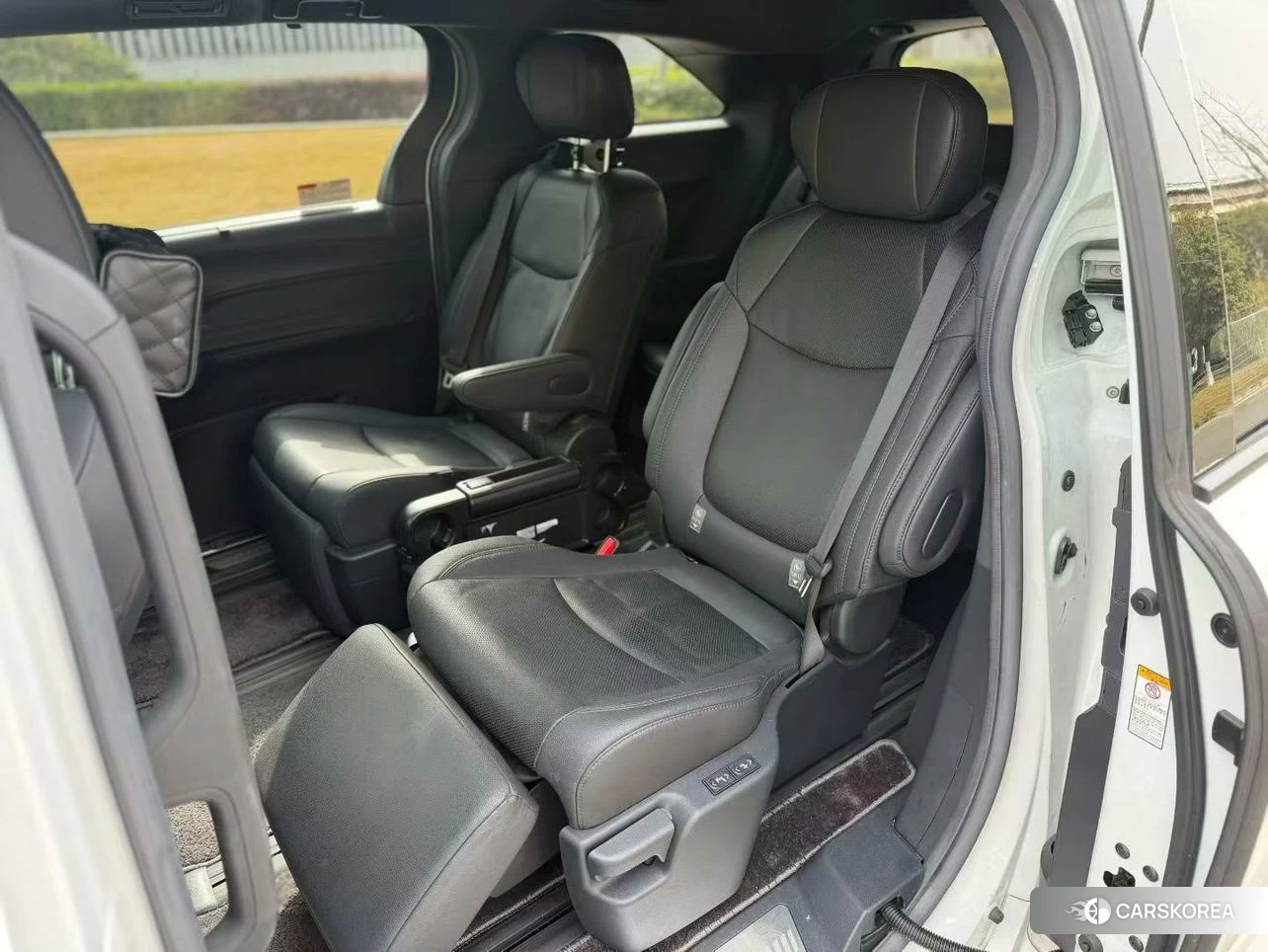 Toyota Sienna 2021 Белый из Китая, фото 4