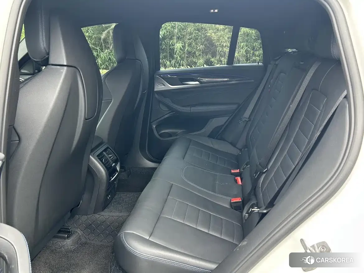 BMW X4 M 2025 Белый из Китая, фото 6