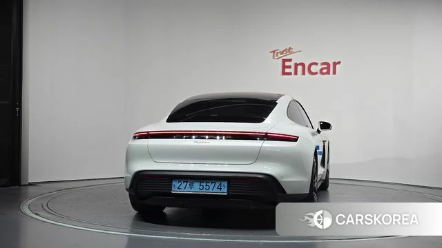 Porsche Taycan id 5039596 из Кореи 26
