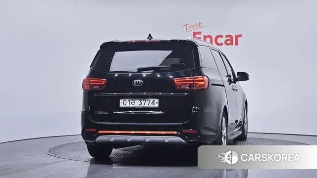 Kia The New Carnival id 3718681 из Кореи 14