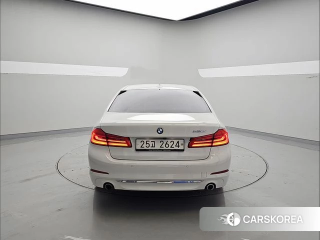 BMW 5 Series (G30) id 4988229 из Кореи 14