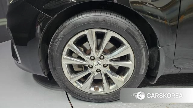 Kia The New Carnival id 4998789 из Кореи 24