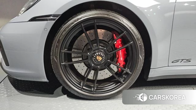 Porsche 911(992) id 4753470 из Кореи 30