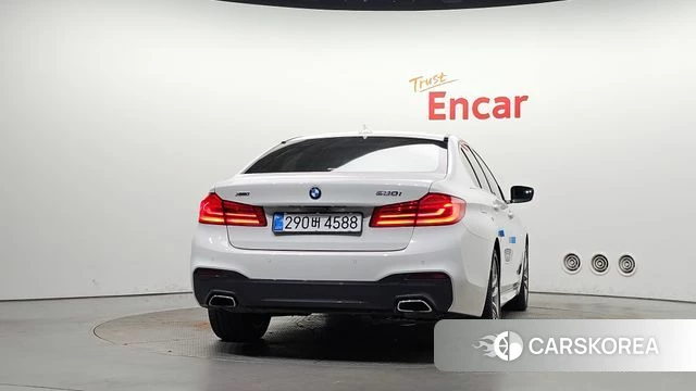 BMW 5 Series (G30) id 4953191 из Кореи 14