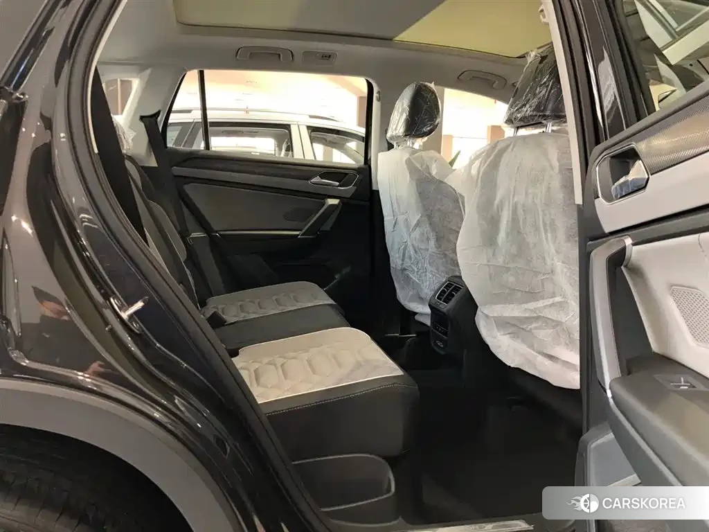 Volkswagen Tayron 2024 Черный из Китая, фото 6