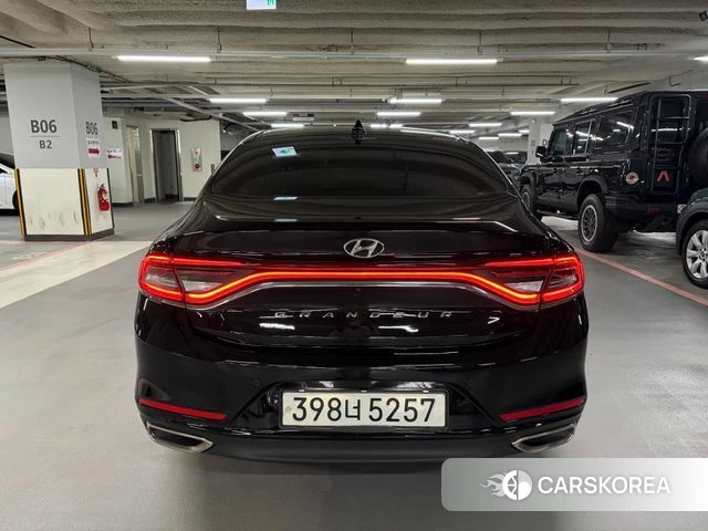 Hyundai Grandeur IG id 5028926 из Кореи 14