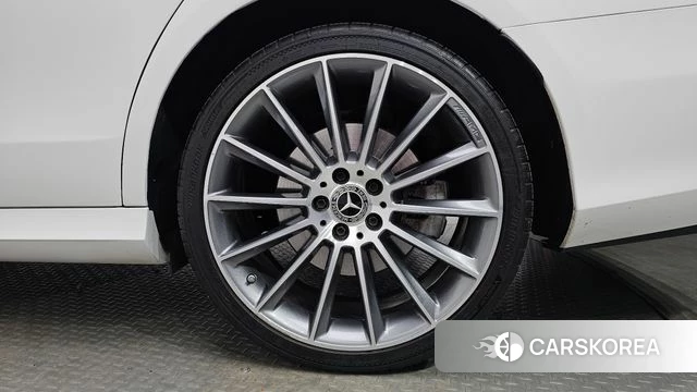Mercedes-Benz E-Class W213 id 4936484 из Кореи 29