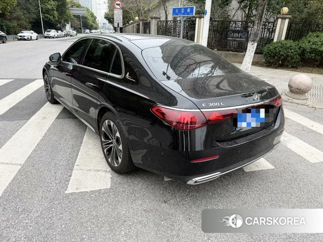 Mercedes-Benz E-Class 2025 Черный из Китая, фото 5