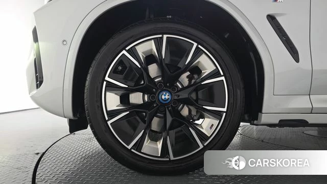 BMW iX3 id 5052606 из Кореи 31