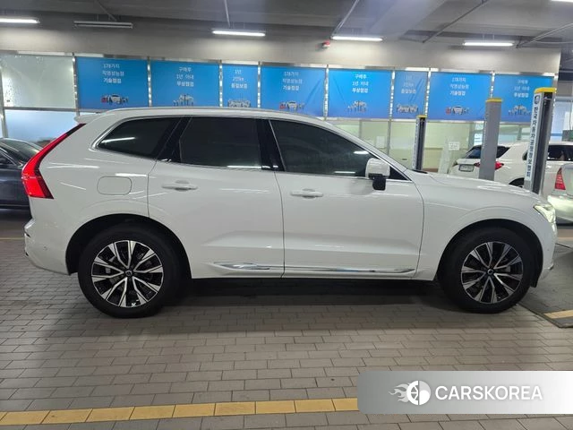 Volvo XC60 second Generation 2023 Белый из Кореи, фото 4