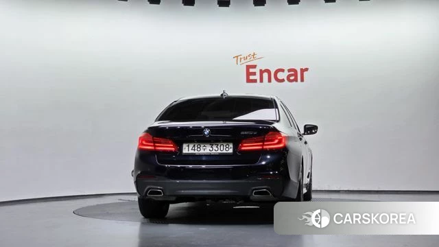 BMW 5 Series (G30) id 4983219 из Кореи 32