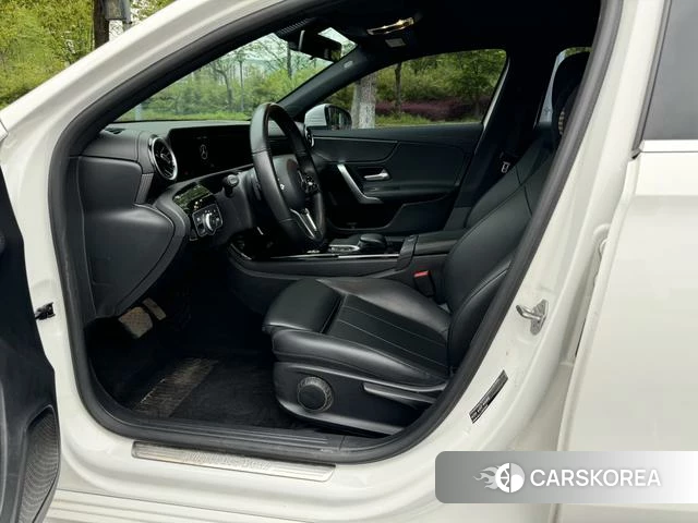 Mercedes-Benz A-Class 2021 Белый из Китая, фото 4