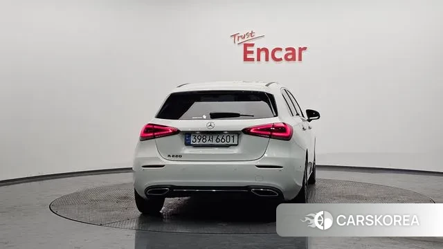 Mercedes-Benz A-Class W177 id 3655628 из Кореи 14