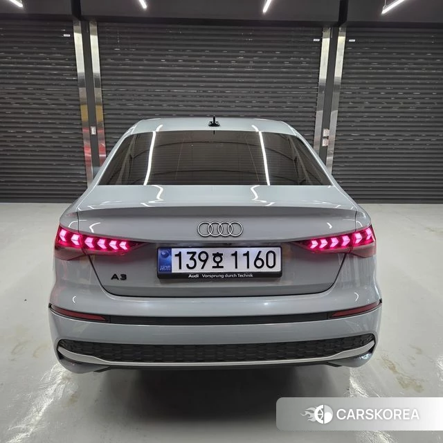 Audi A3 (8Y) 2025 Серебристо-серый из Кореи, фото 4