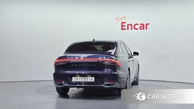 Hyundai The New Grandeur IG id 3577618 из Кореи 14