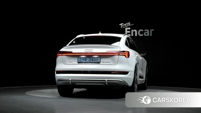 Audi e-Tron id 3839745 из Кореи 14