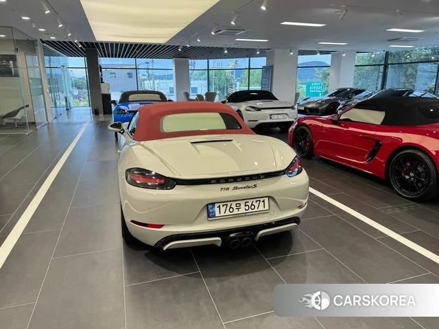 Porsche 718 Boxster id 5003772 из Кореи 7