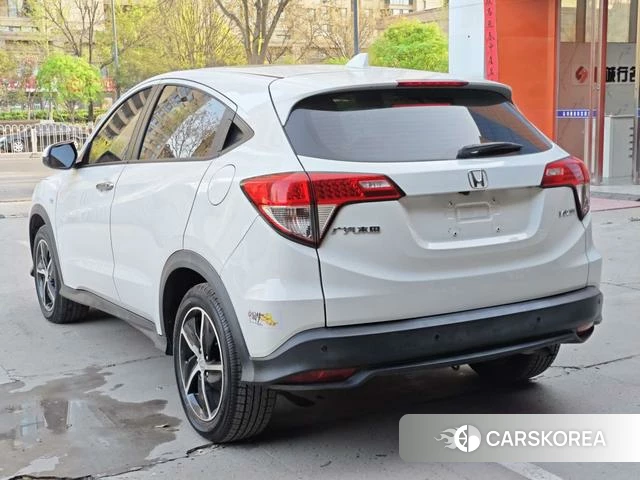 Honda Vezel 2021 Белый из Китая, фото 4