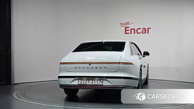 Hyundai Grandeur (GN7) id 4792681 из Кореи 12
