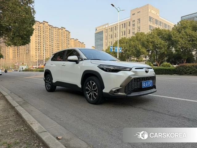 Toyota Frontlander 2022 Белый из Китая, фото 6