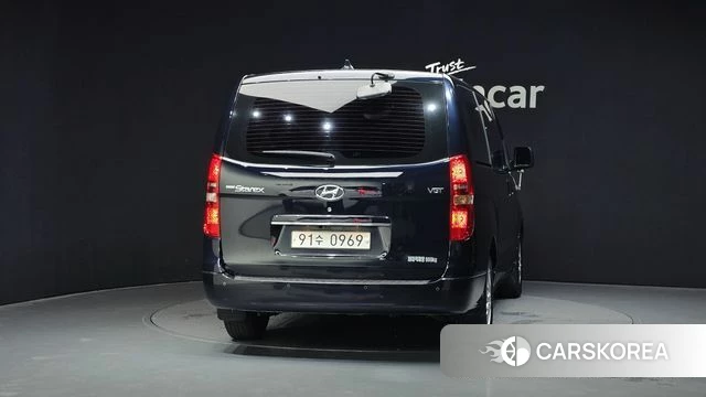 Hyundai The New Grand Starex id 4557085 из Кореи 14