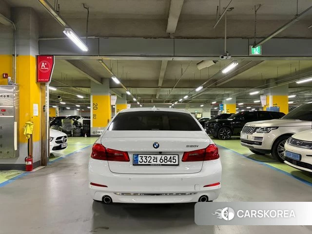 BMW 5 Series (G30) id 5041361 из Кореи 14
