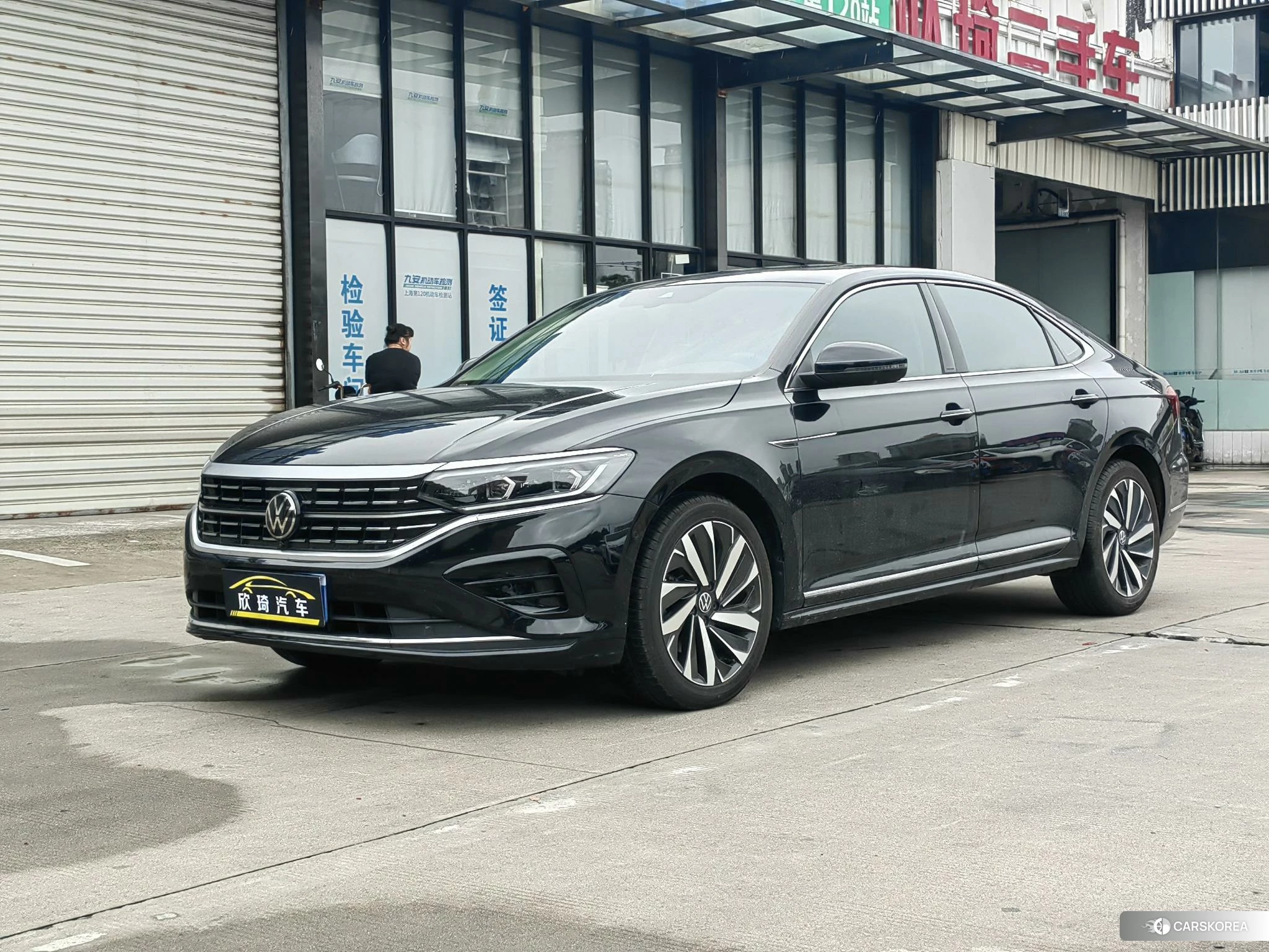 Volkswagen Passat 2024 Черный из Китая, фото 4