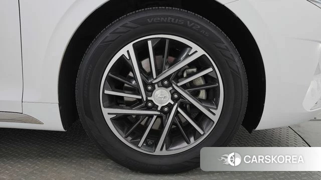 Hyundai The New Grandeur IG id 4986295 из Кореи 27