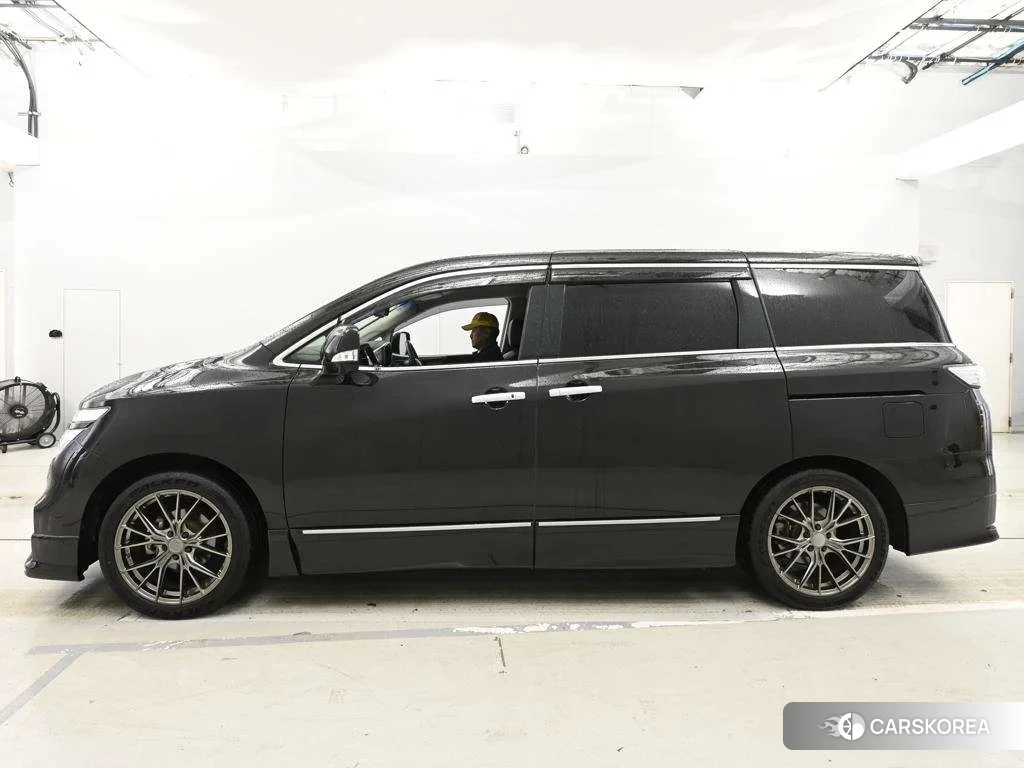 Nissan Elgrand 2019 из Японии, фото 4