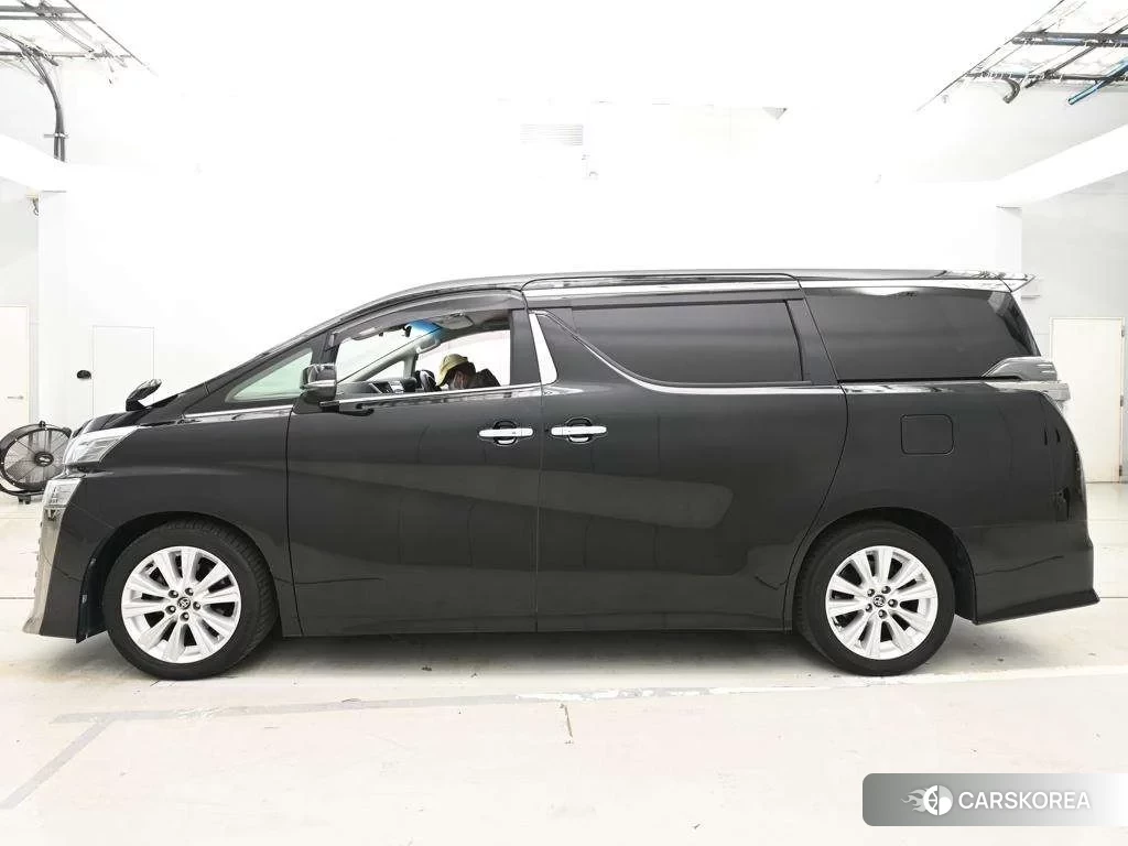 Toyota Vellfire 2018 из Японии, фото 4
