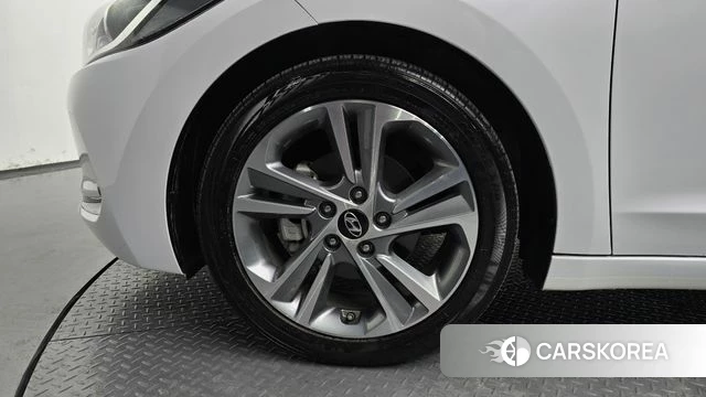Hyundai Avante AD id 5029338 из Кореи 24