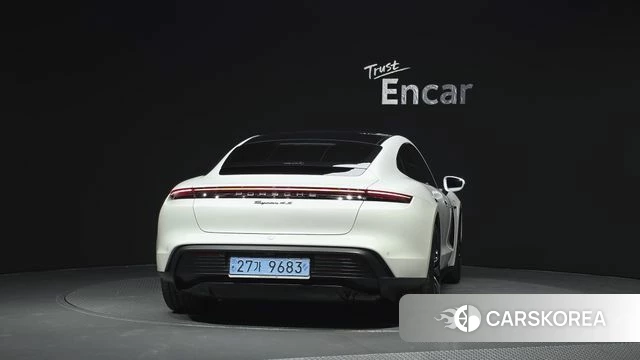 Porsche Taycan id 4958738 из Кореи 29