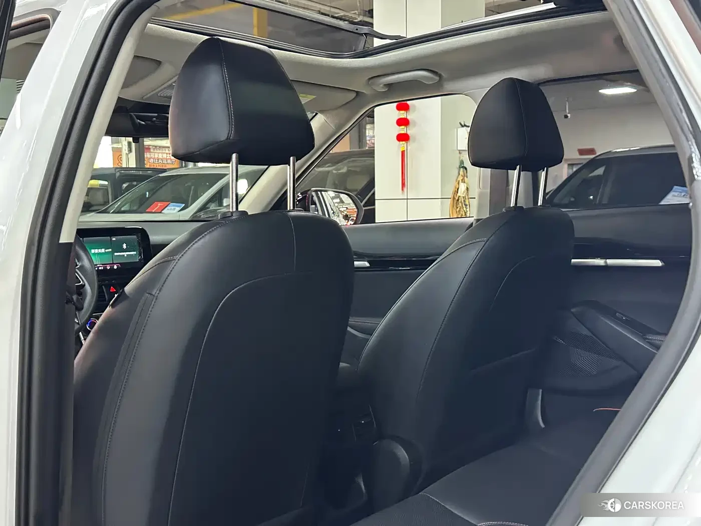 Kia Seltos 2023 Белый из Китая, фото 4